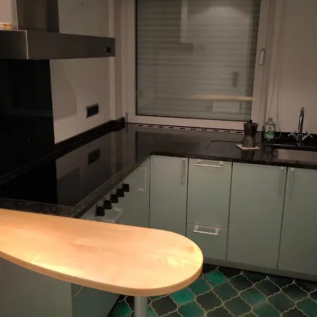 Loeschzug-1 Gr Zi Homestay *