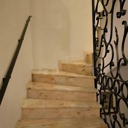 Homestay Loeschzug-1 Gr Zi *